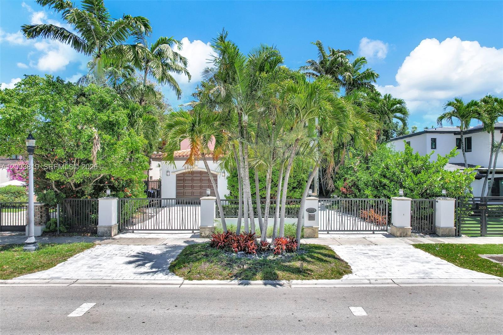 2143 N Bay Rd Miami Beach, FL 33140