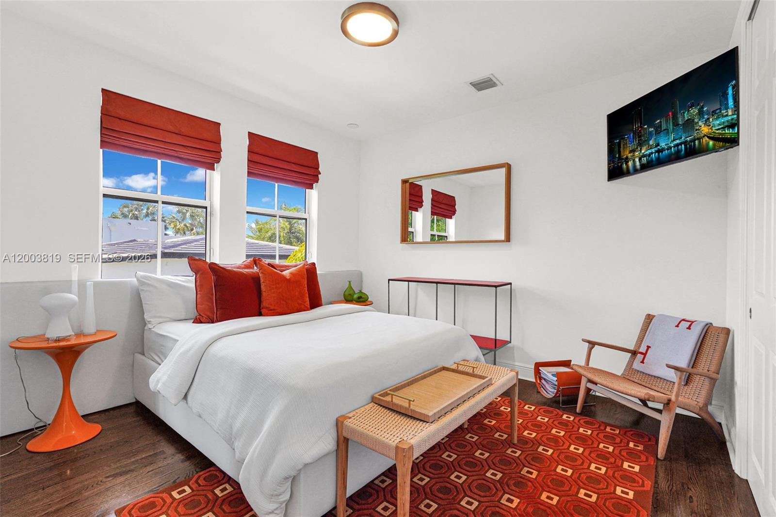 2143 N Bay Rd Miami Beach, FL 33140