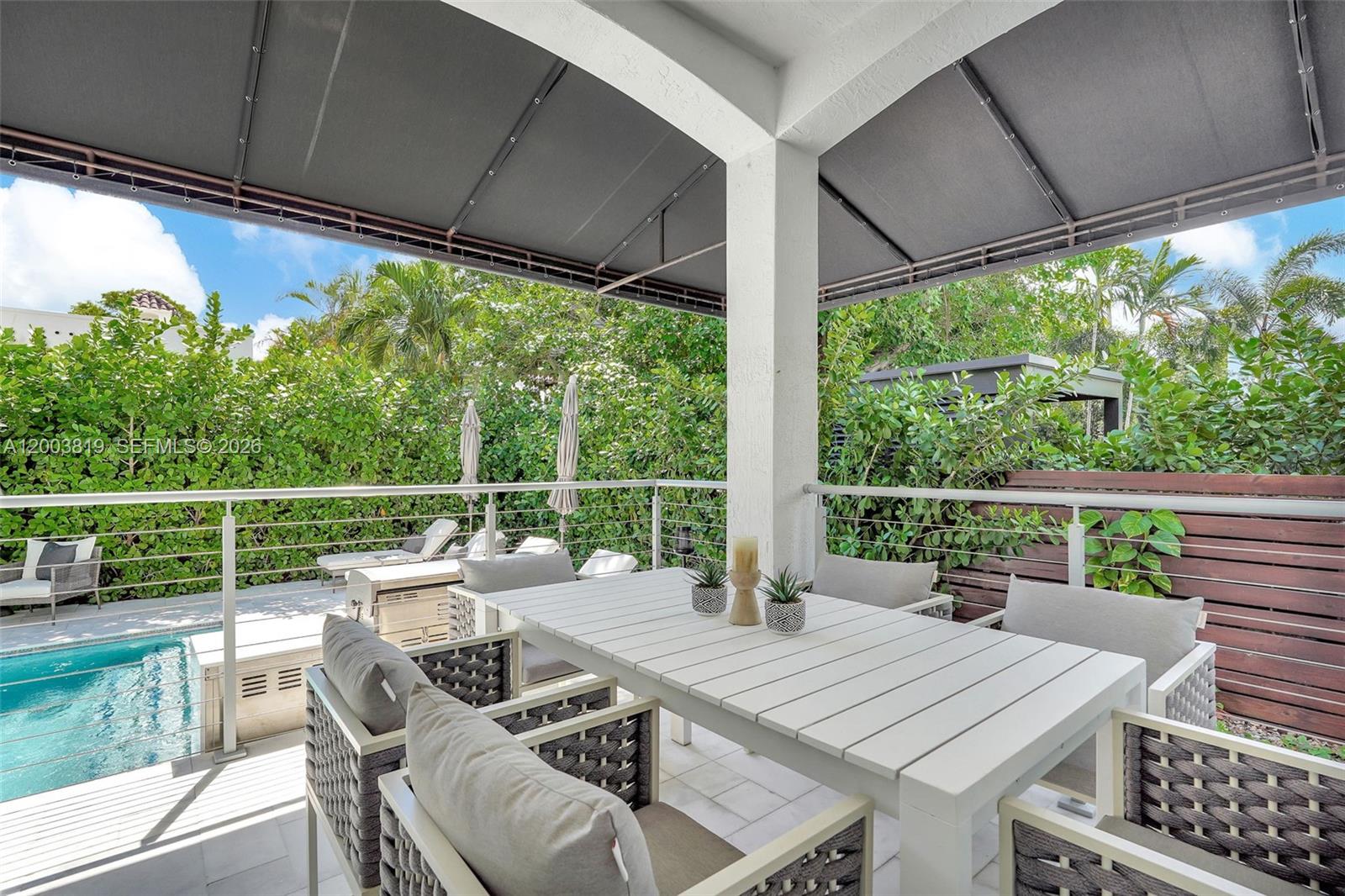 2143 N Bay Rd Miami Beach, FL 33140