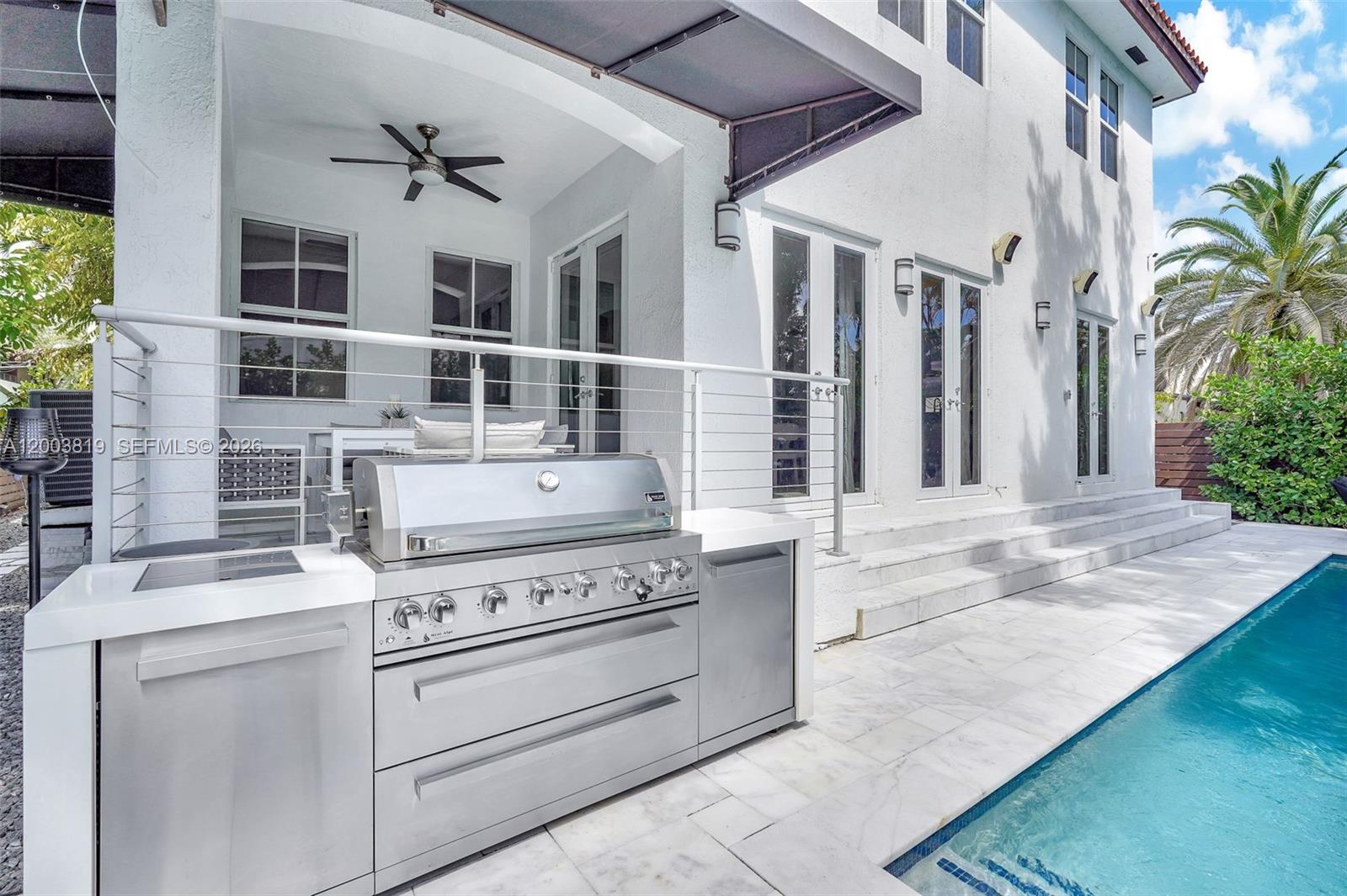 2143 N Bay Rd Miami Beach, FL 33140