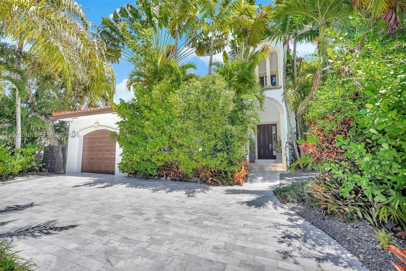 2143 N Bay Rd Miami Beach, FL 33140