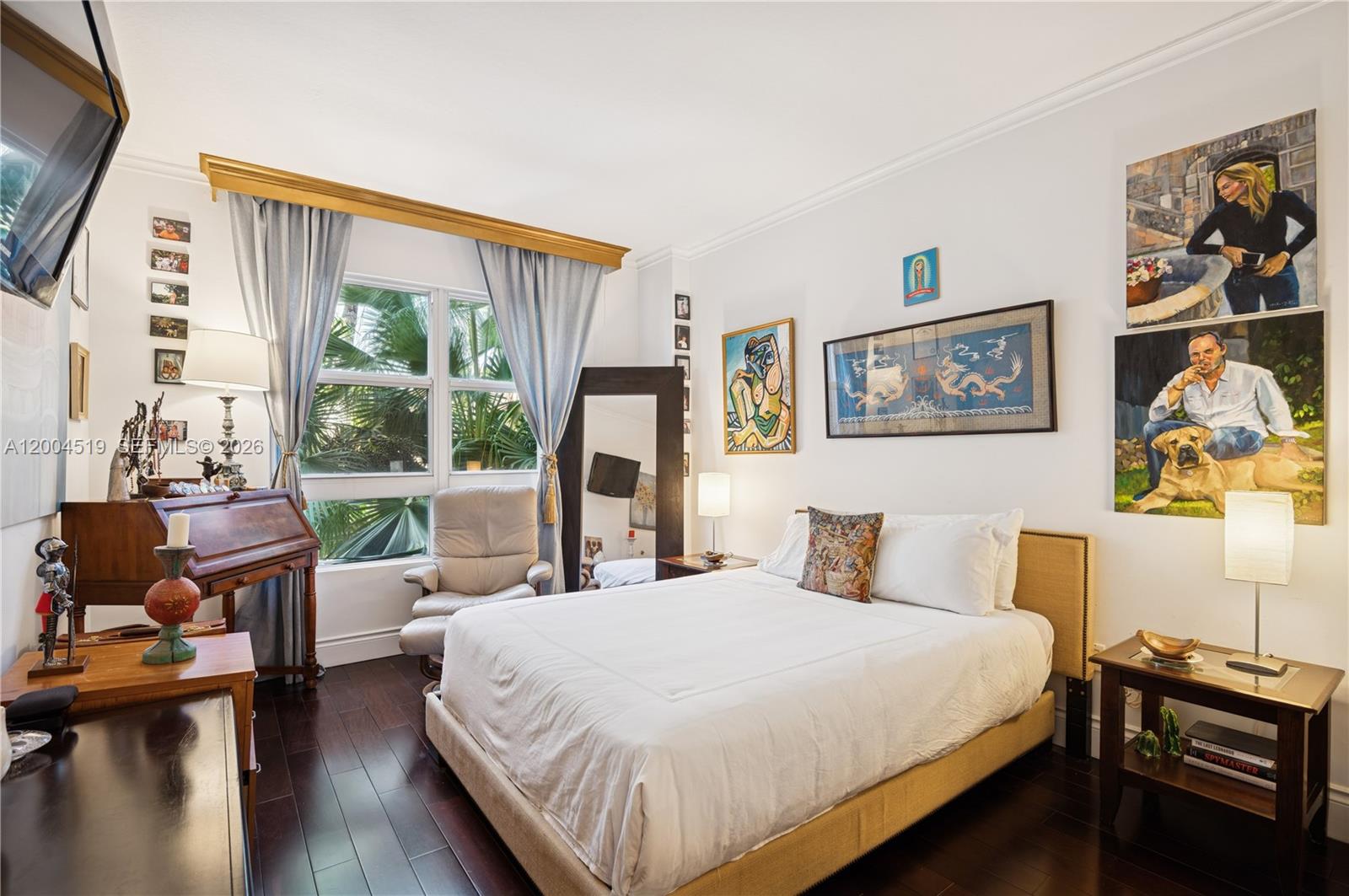 719 Crandon Blvd #310 Key Biscayne, FL 33149