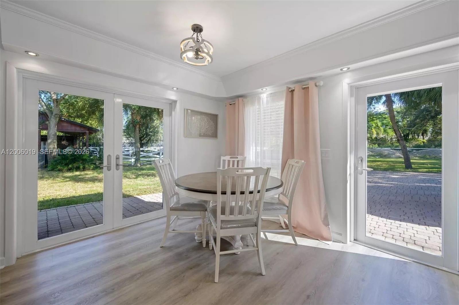 4001 SW 73rd Ave Davie, FL 33314