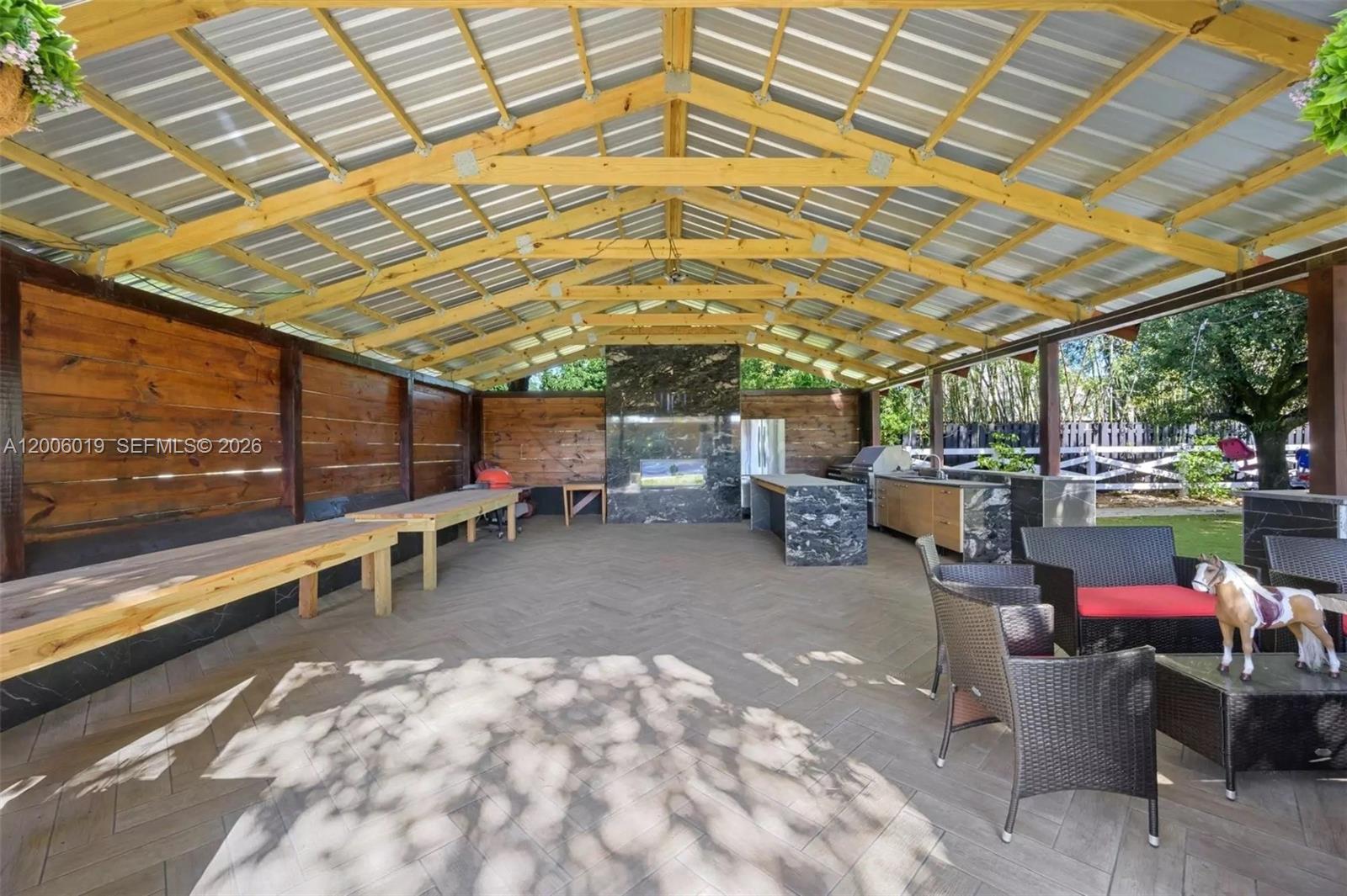 4001 SW 73rd Ave Davie, FL 33314
