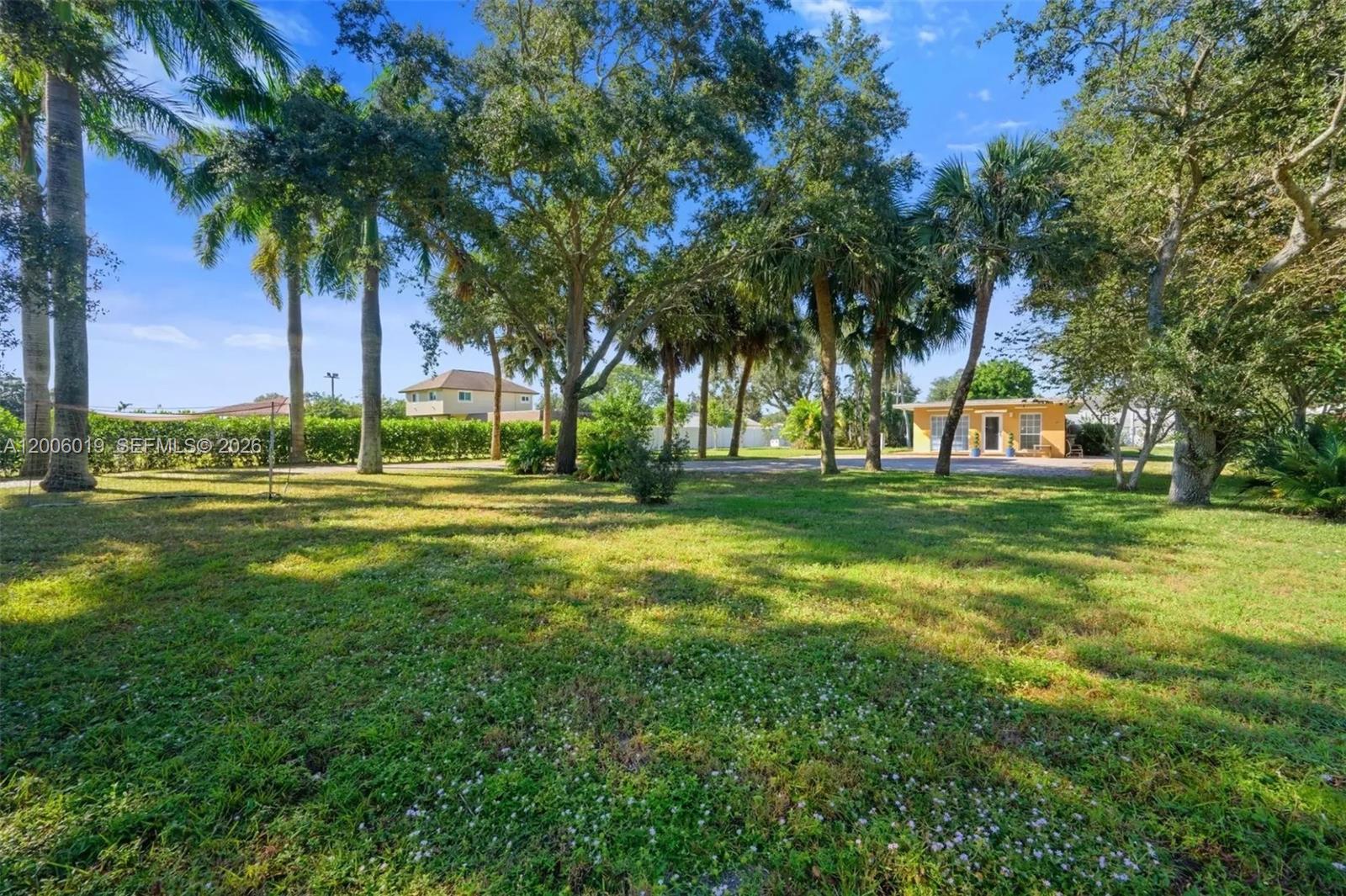 4001 SW 73rd Ave Davie, FL 33314