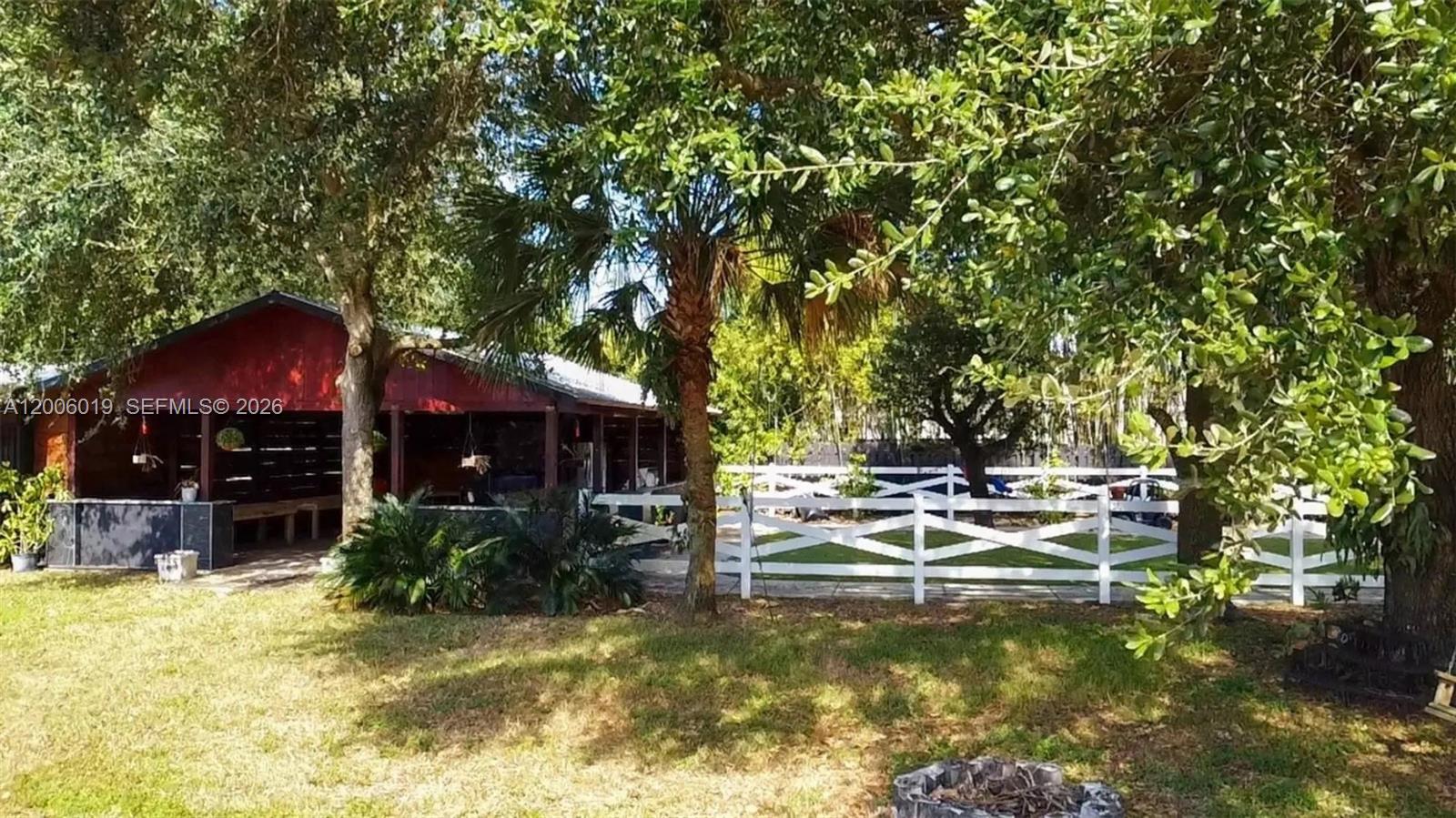 4001 SW 73rd Ave Davie, FL 33314