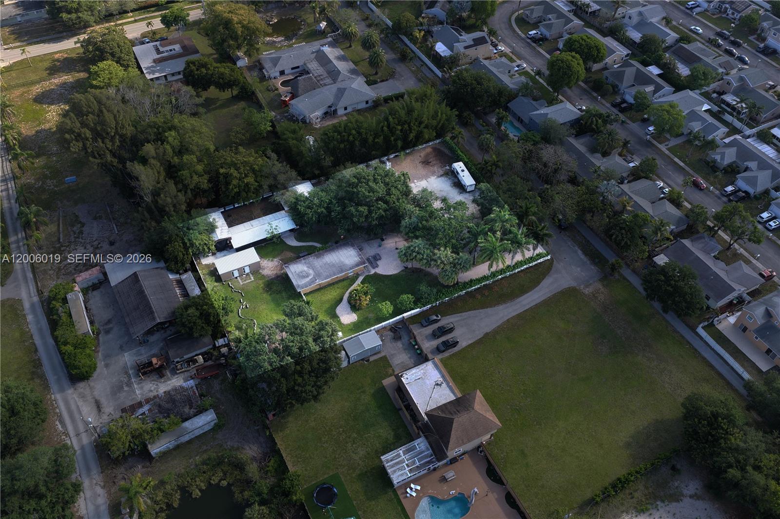 4001 SW 73rd Ave Davie, FL 33314