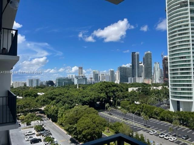 image Brickell Place I2