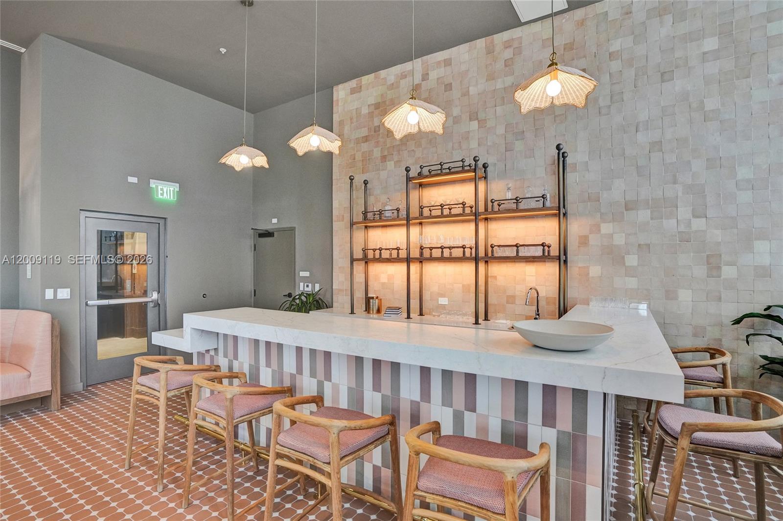 11 NE 6th #1104 Miami, FL 33132