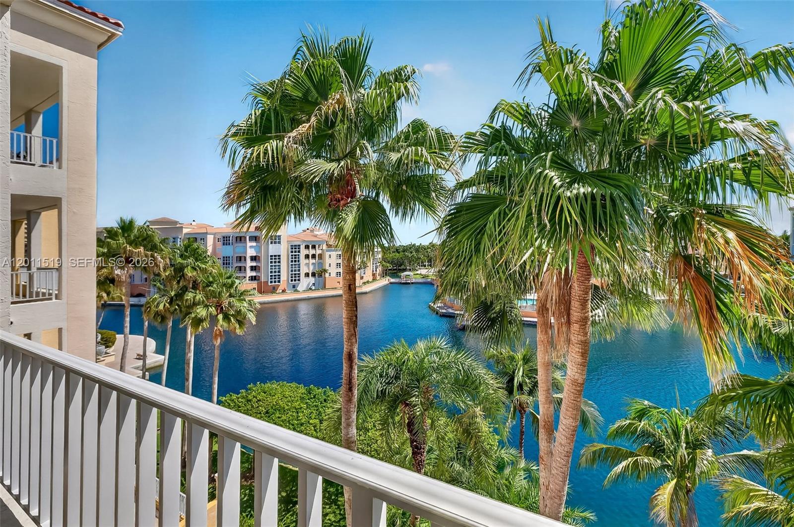 705 Crandon Blvd #506 Key Biscayne, FL 33149