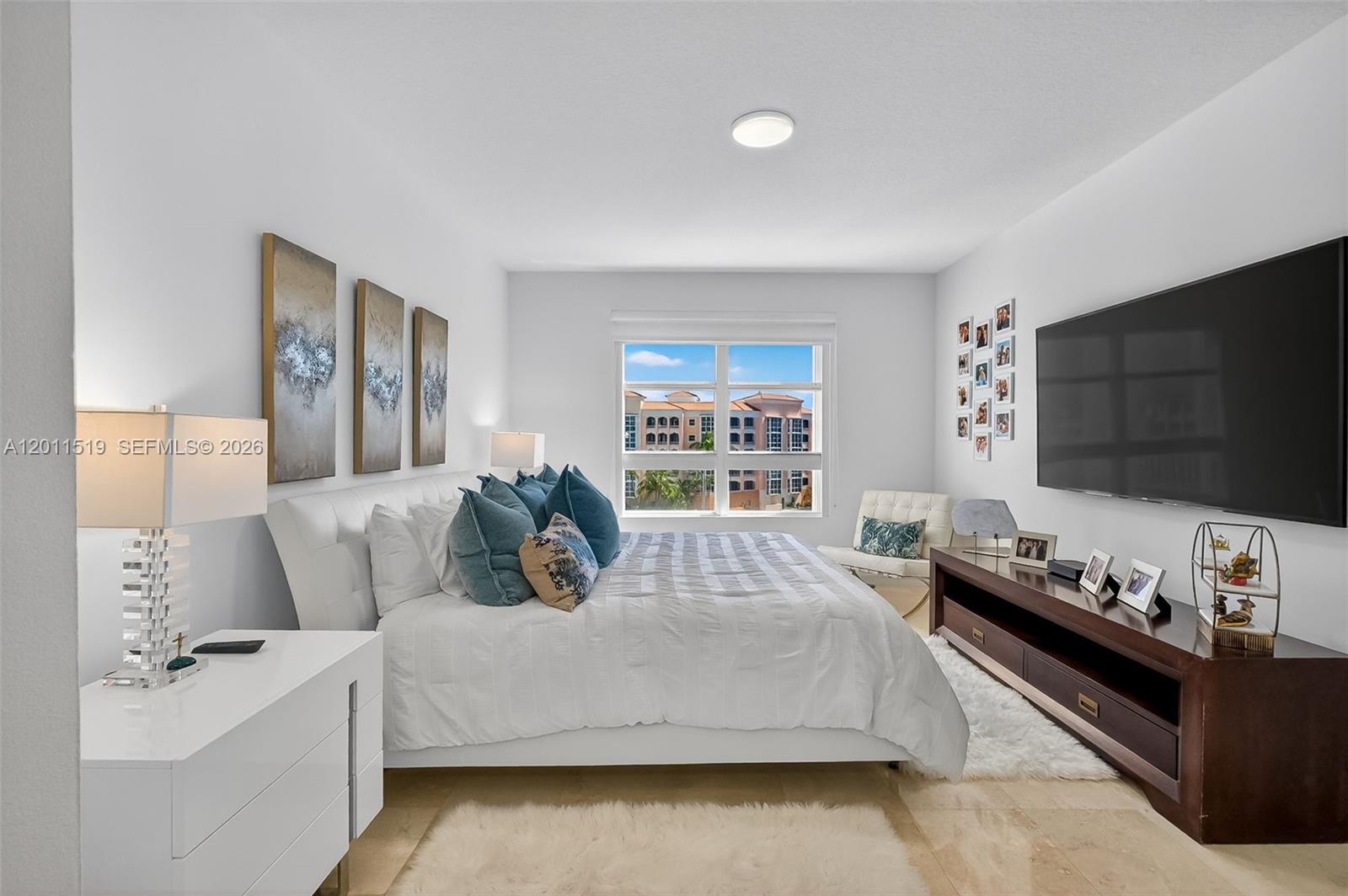 705 Crandon Blvd #506 Key Biscayne, FL 33149
