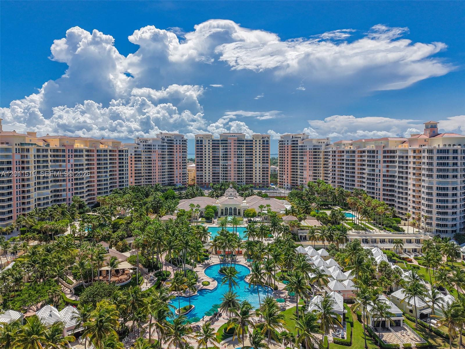 705 Crandon Blvd #506 Key Biscayne, FL 33149