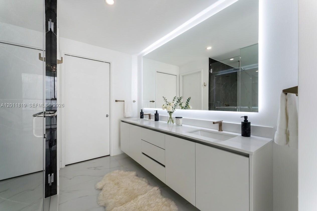700 NE 24th #2504 Miami, FL 33137