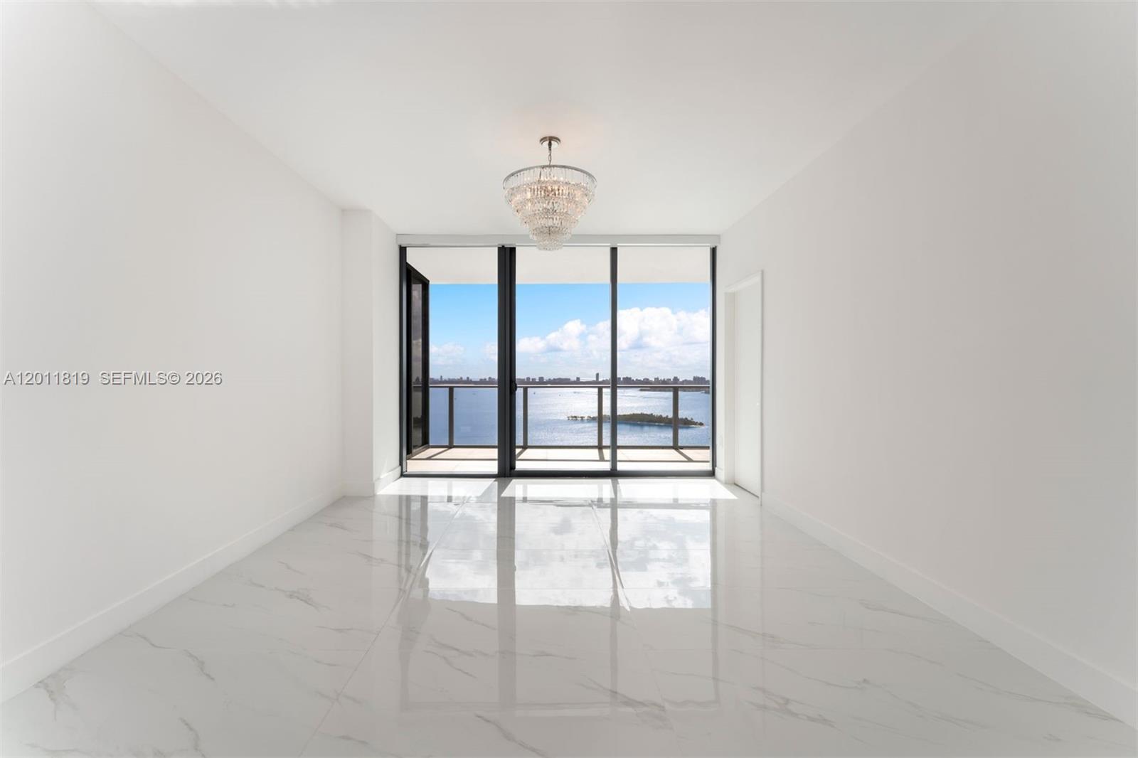 700 NE 24th #2504 Miami, FL 33137