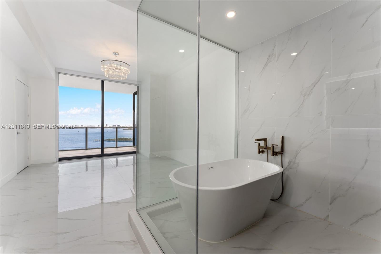 700 NE 24th #2504 Miami, FL 33137