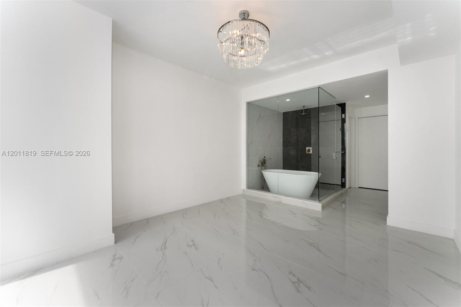 700 NE 24th #2504 Miami, FL 33137