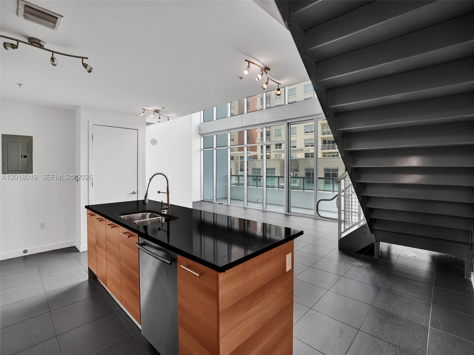 image 4 Midtown15