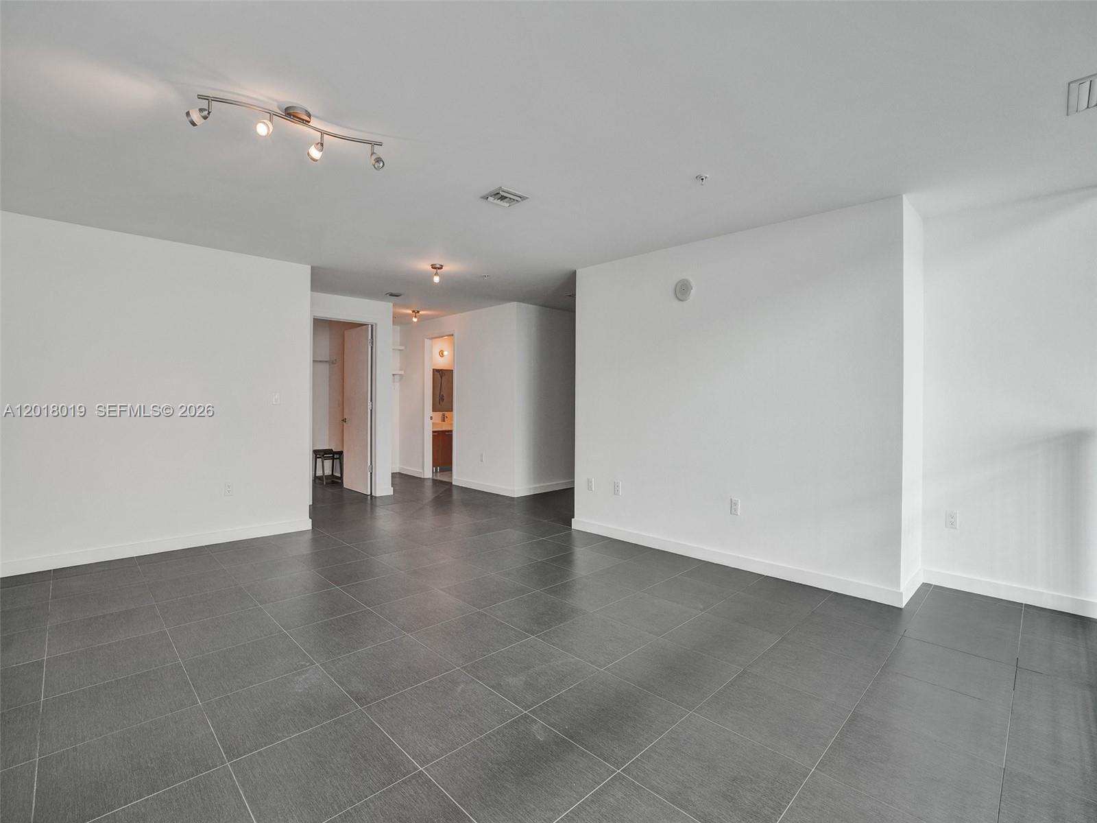 image 4 Midtown19