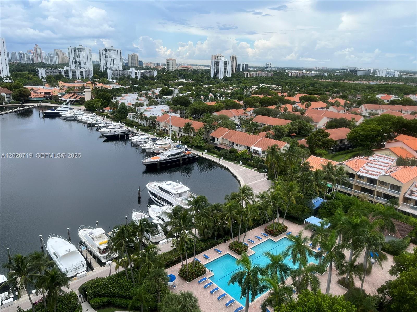 3610 Yacht Clb Dr #1511 Penthouse