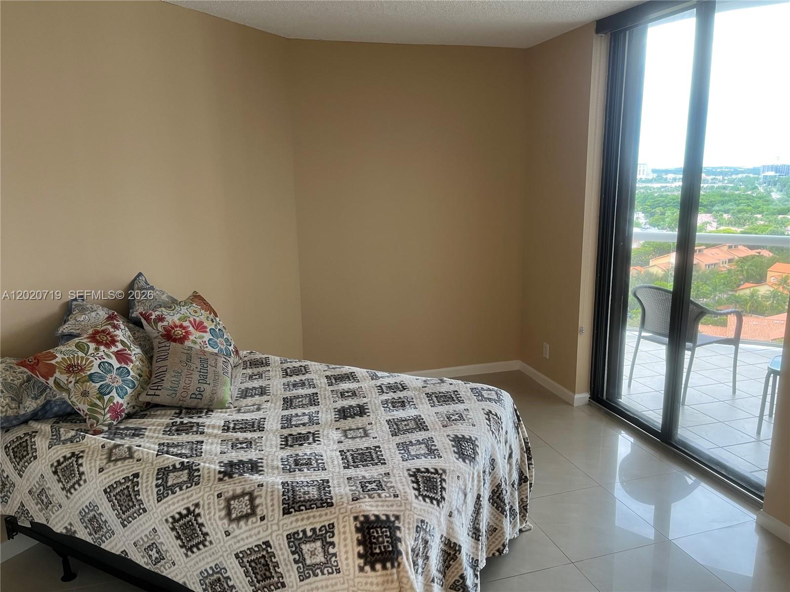 3610 Yacht Clb Dr #1511 Penthouse Aventura, FL 33180
