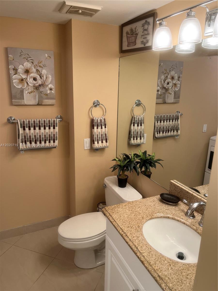 3610 Yacht Clb Dr #1511 Penthouse Aventura, FL 33180