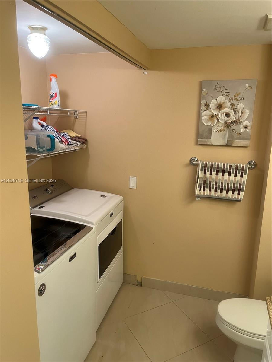 3610 Yacht Clb Dr #1511 Penthouse Aventura, FL 33180