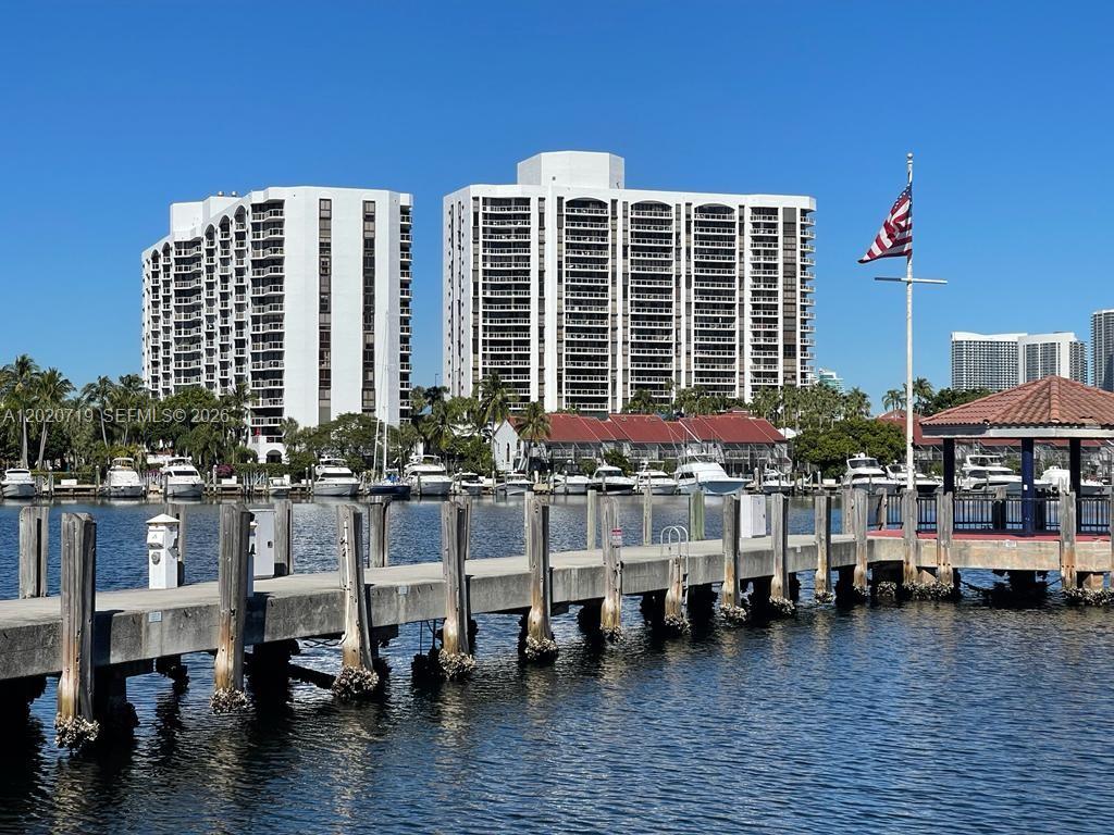 3610 Yacht Clb Dr #1511 Penthouse Aventura, FL 33180