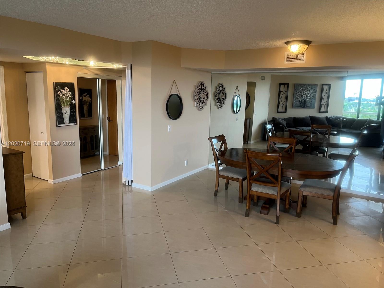 3610 Yacht Clb Dr #1511 Penthouse Aventura, FL 33180
