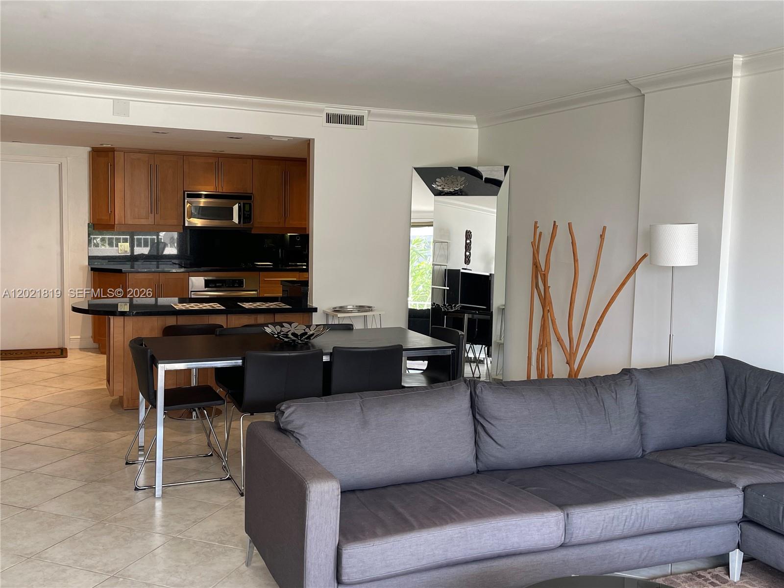 199 Ocean Ln Dr #413 Key Biscayne, FL 33149