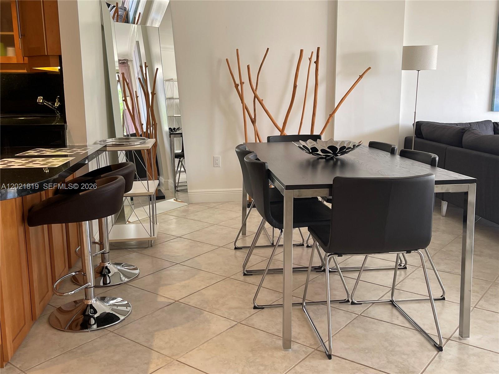 199 Ocean Ln Dr #413 Key Biscayne, FL 33149