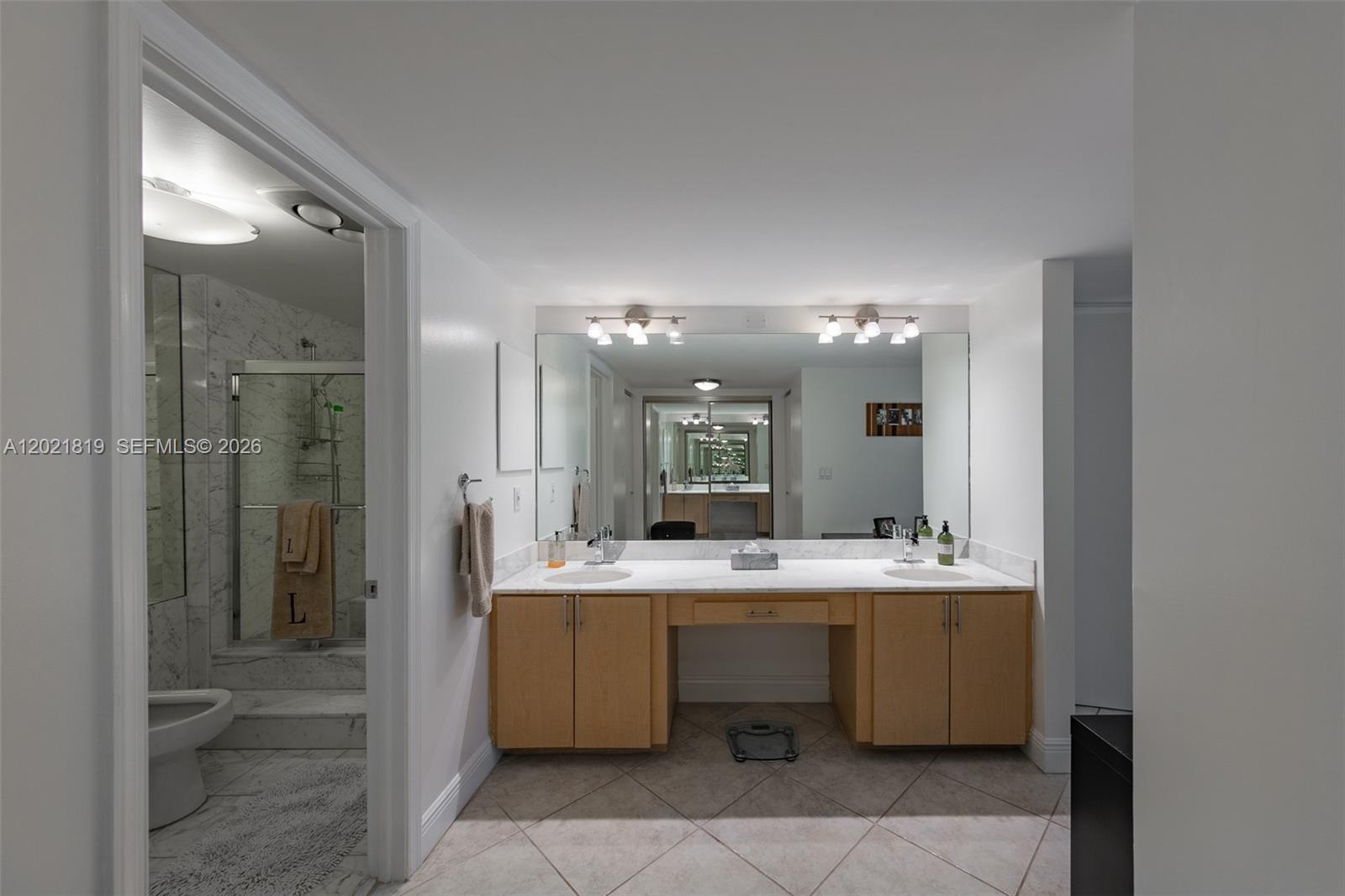 199 Ocean Ln Dr #413 Key Biscayne, FL 33149