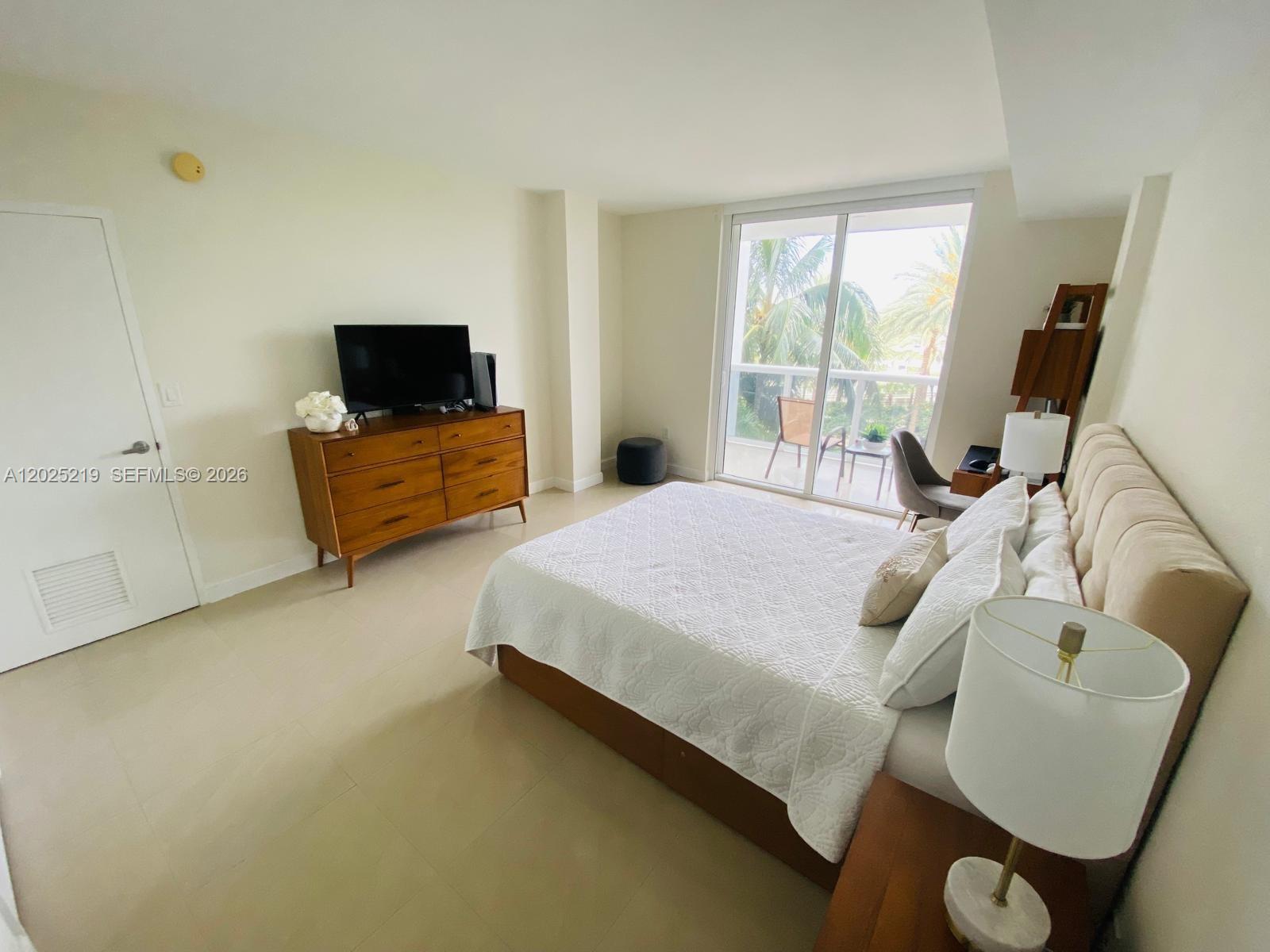 image Harbour House2