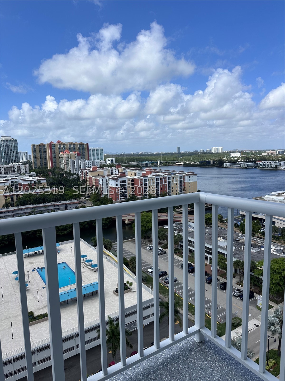 image Winston Towers 4006