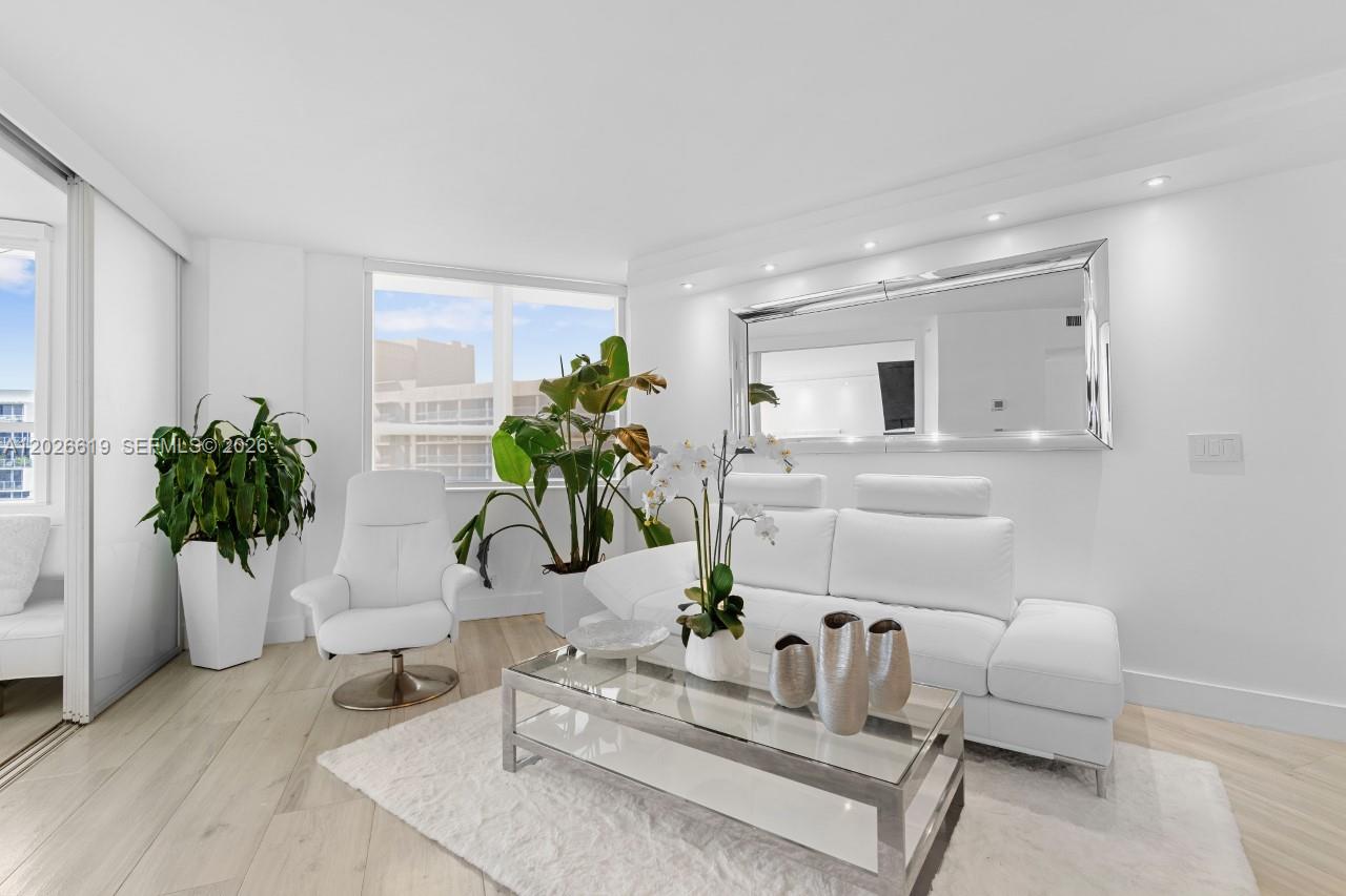 1500 Bay Rd #1268S Miami Beach, FL 33139