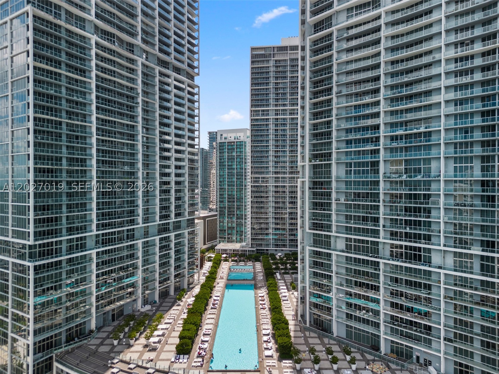 image Icon Brickell II28