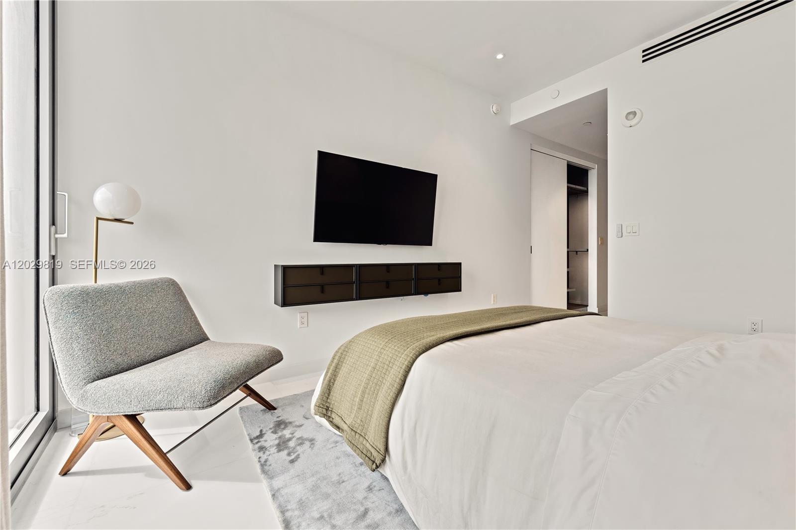 image Aston Martin Residences15