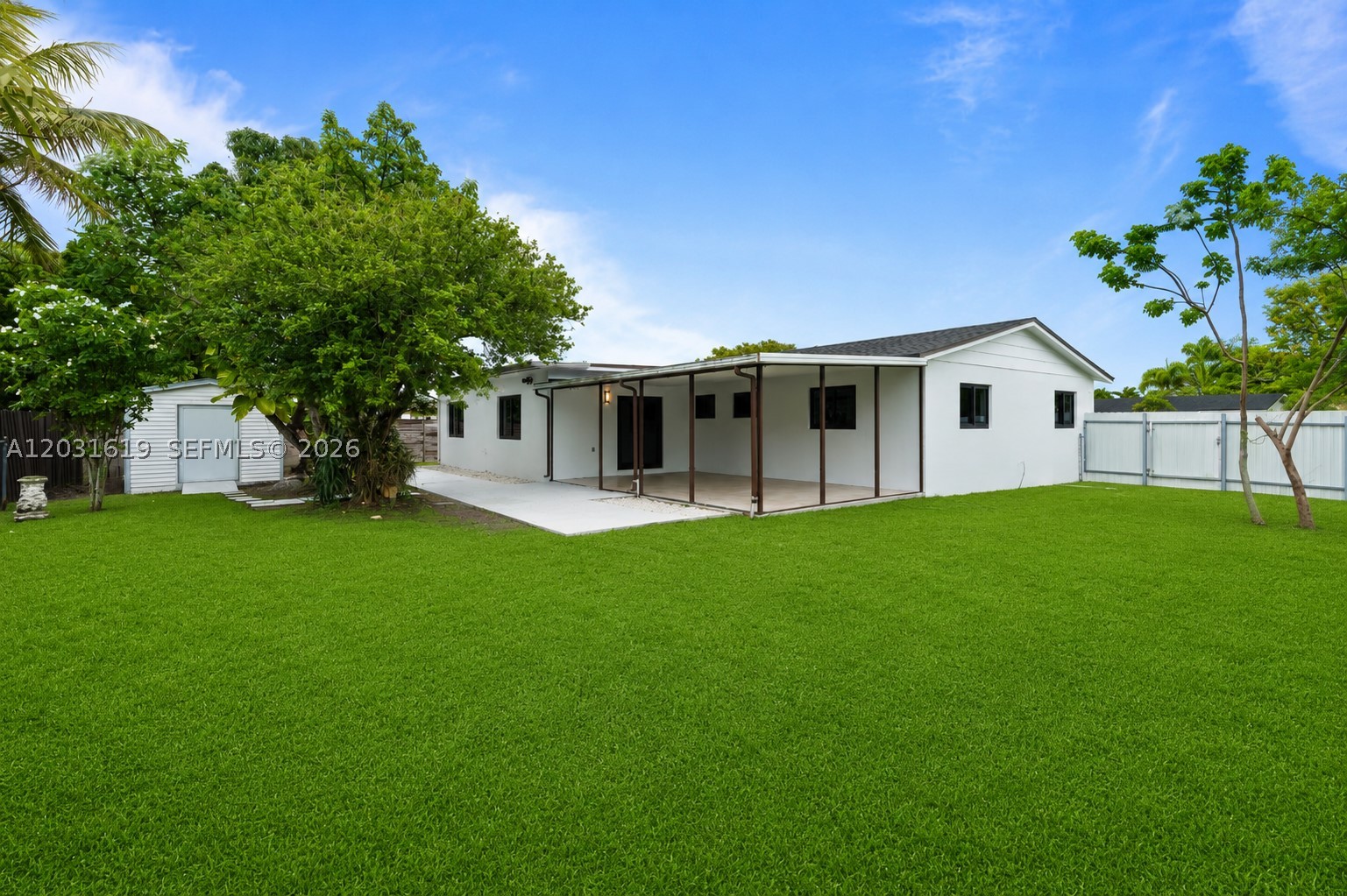9161 SW 181st Ter Palmetto Bay, FL 33157