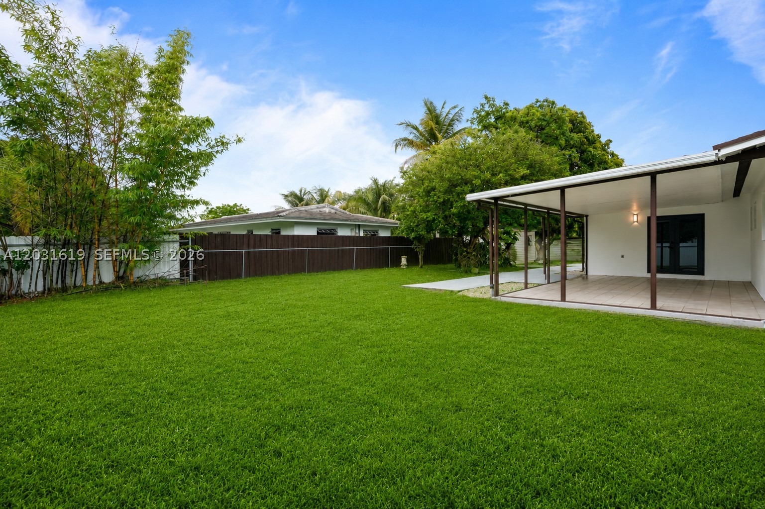 9161 SW 181st Ter Palmetto Bay, FL 33157