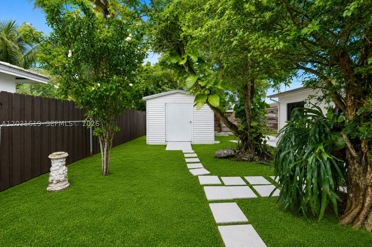 9161 SW 181st Ter Palmetto Bay, FL 33157
