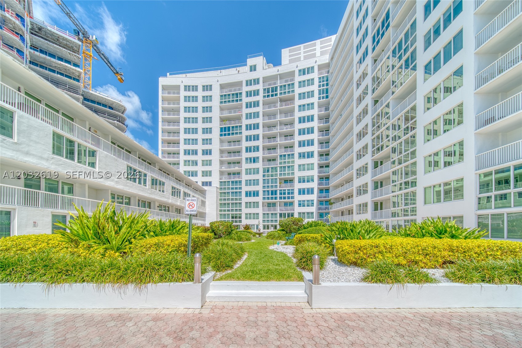 5401 Collins Ave #1135