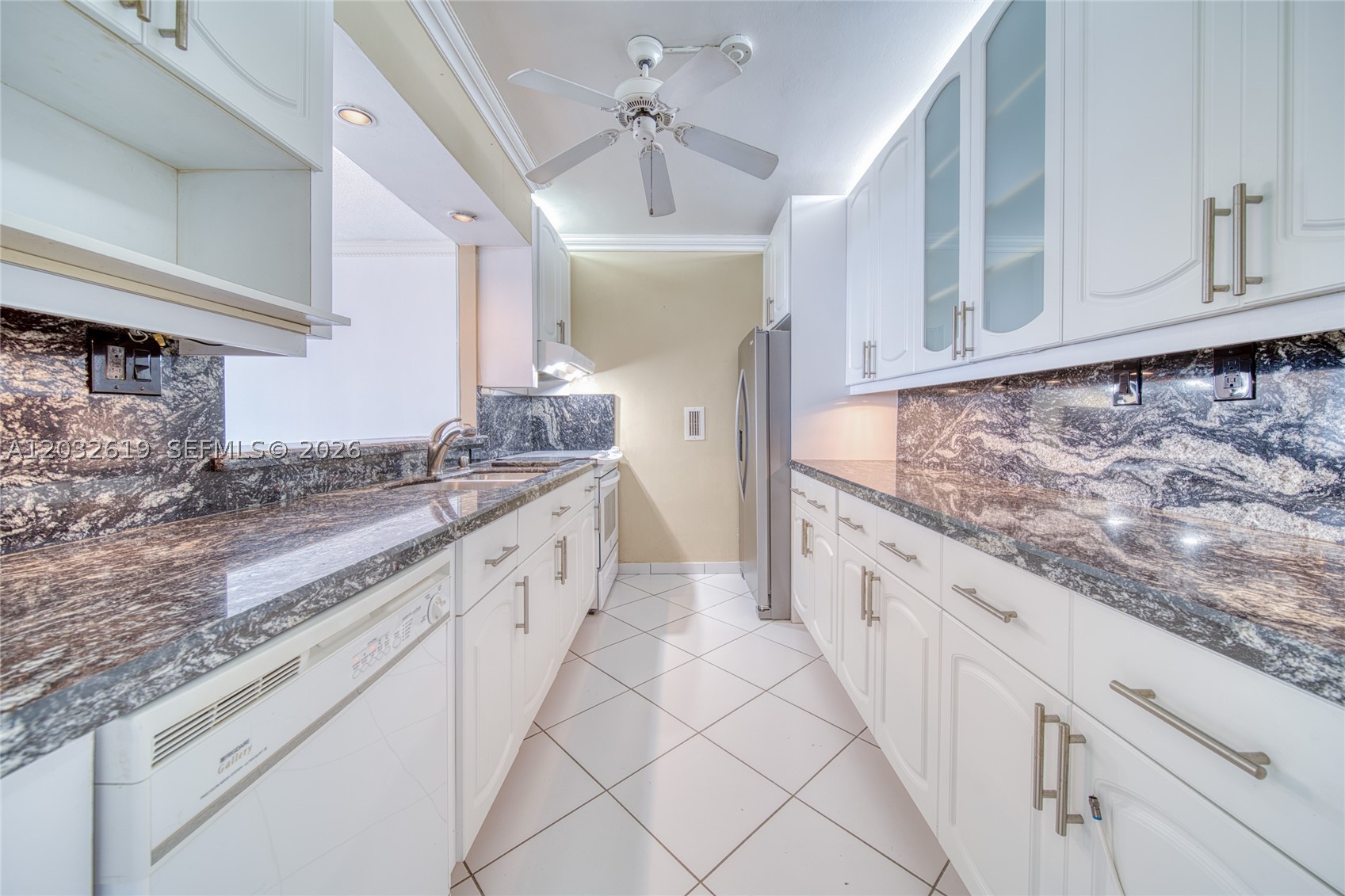 5401 Collins Ave #1135 Miami Beach, FL 33140