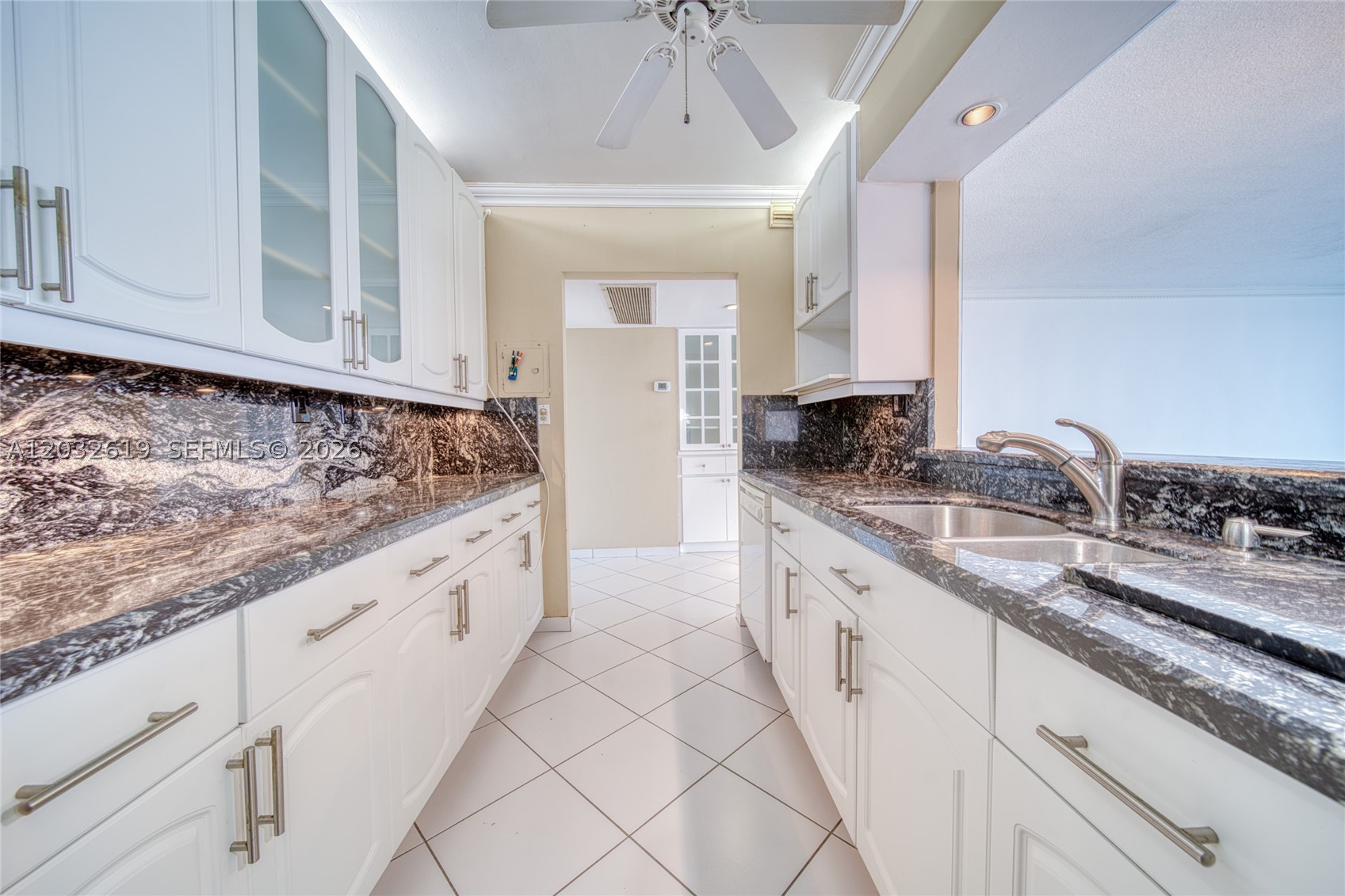5401 Collins Ave #1135 Miami Beach, FL 33140