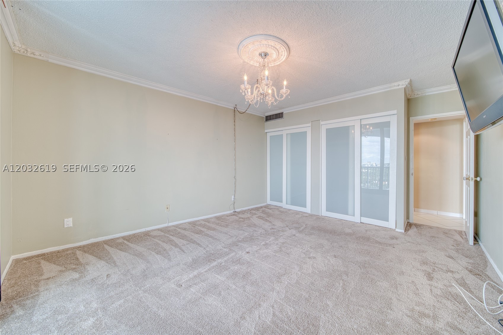 5401 Collins Ave #1135 Miami Beach, FL 33140