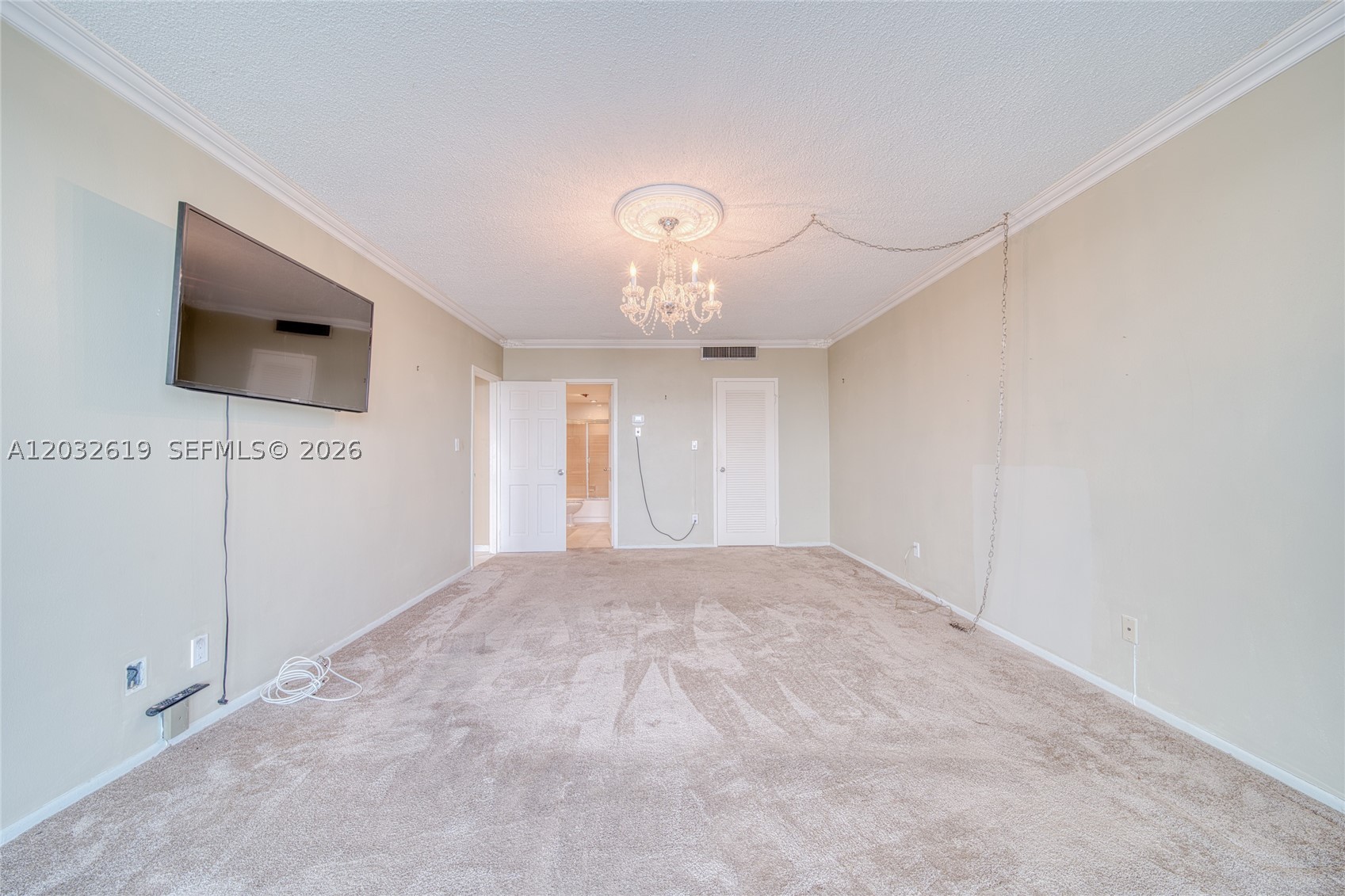 5401 Collins Ave #1135 Miami Beach, FL 33140