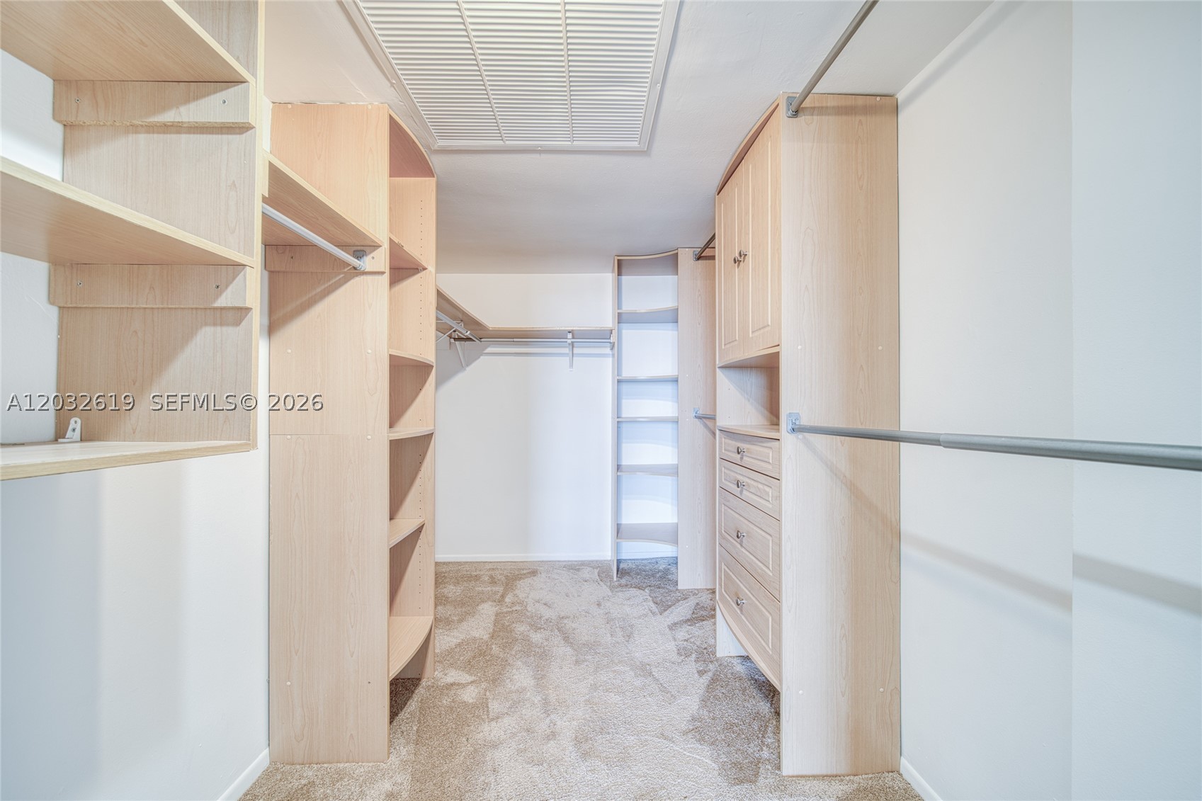 5401 Collins Ave #1135 Miami Beach, FL 33140