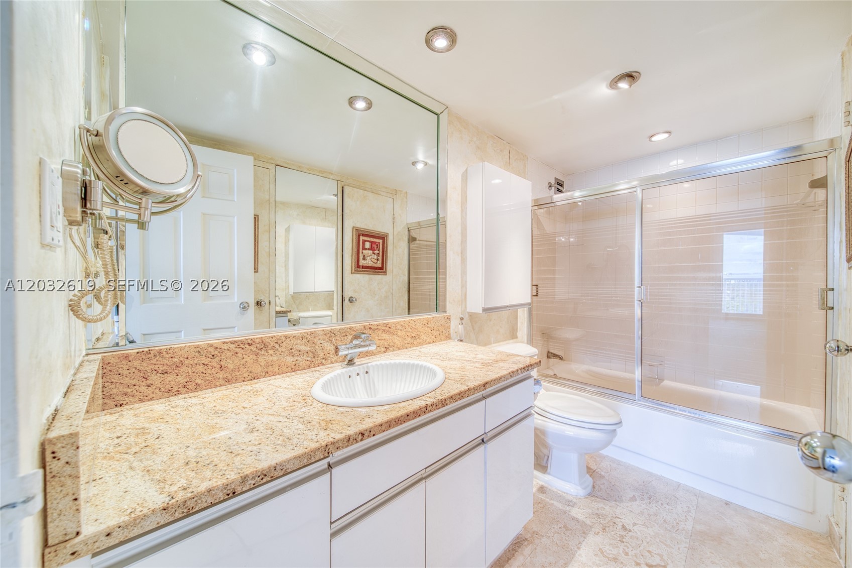 5401 Collins Ave #1135 Miami Beach, FL 33140