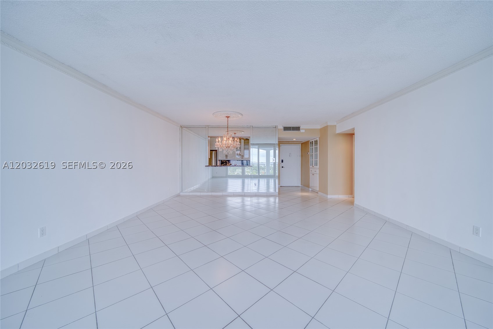 5401 Collins Ave #1135 Miami Beach, FL 33140