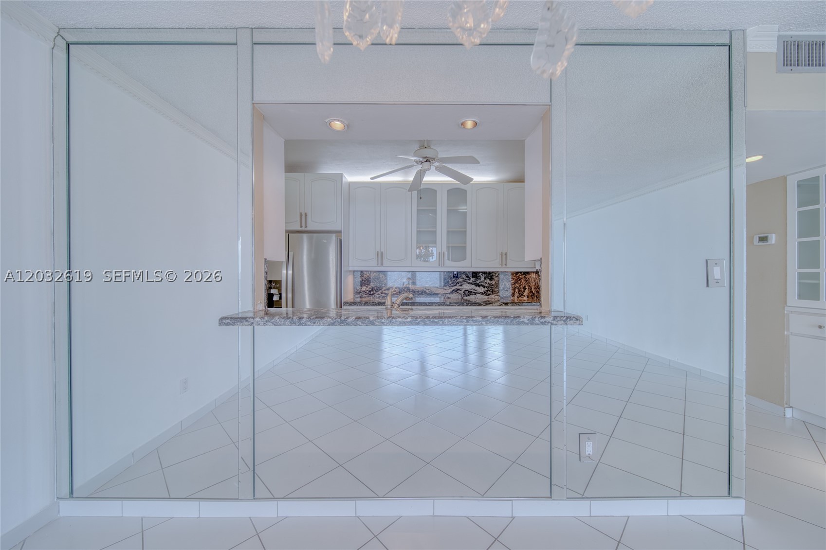 5401 Collins Ave #1135 Miami Beach, FL 33140