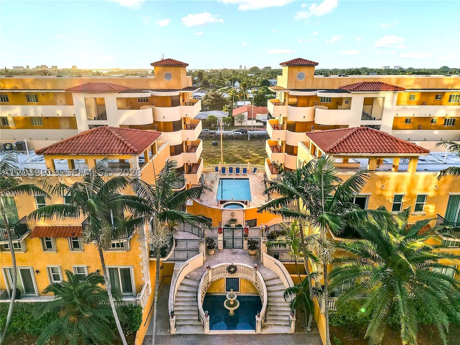8888 Collins Ave #314