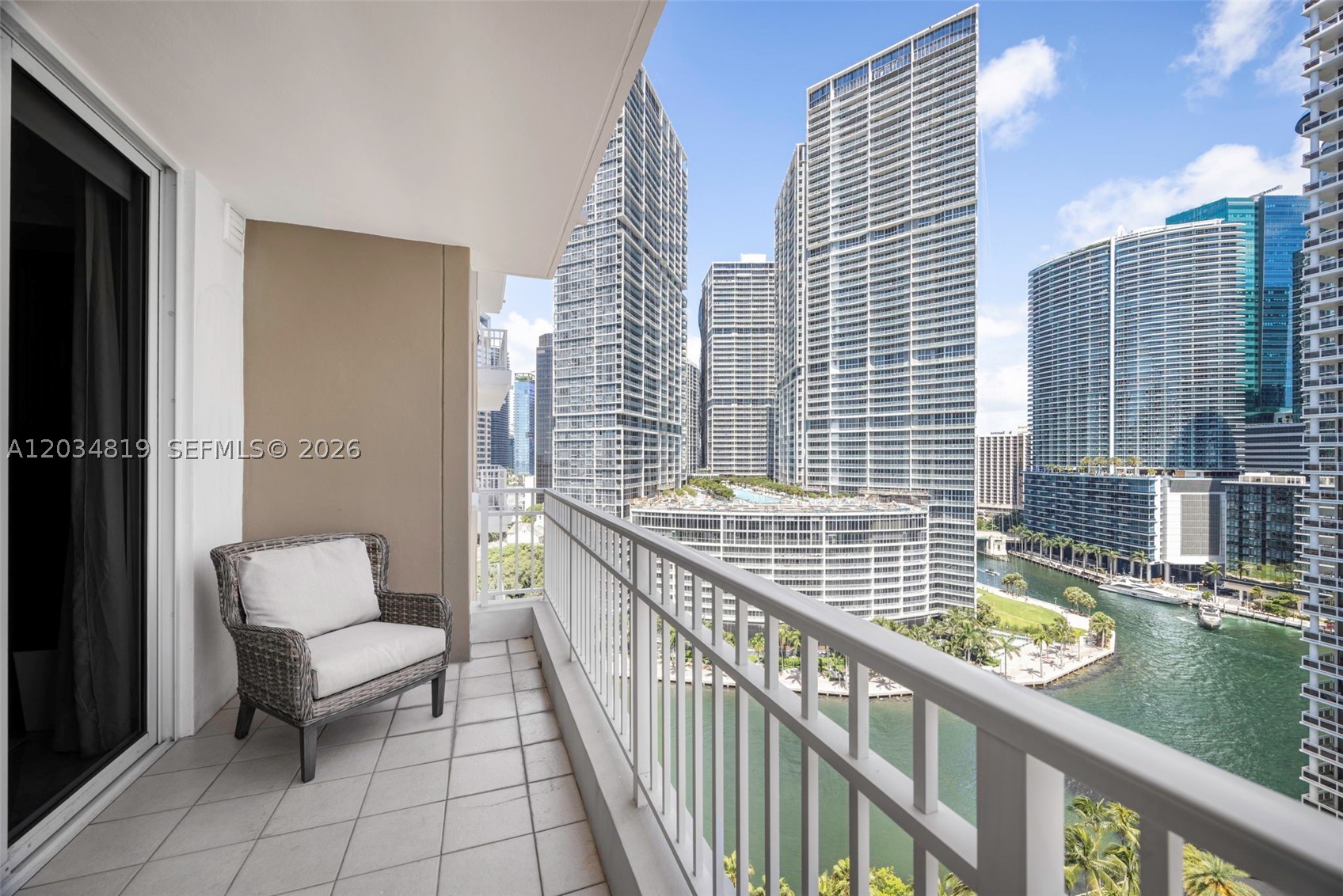 image Courts Brickell Key11